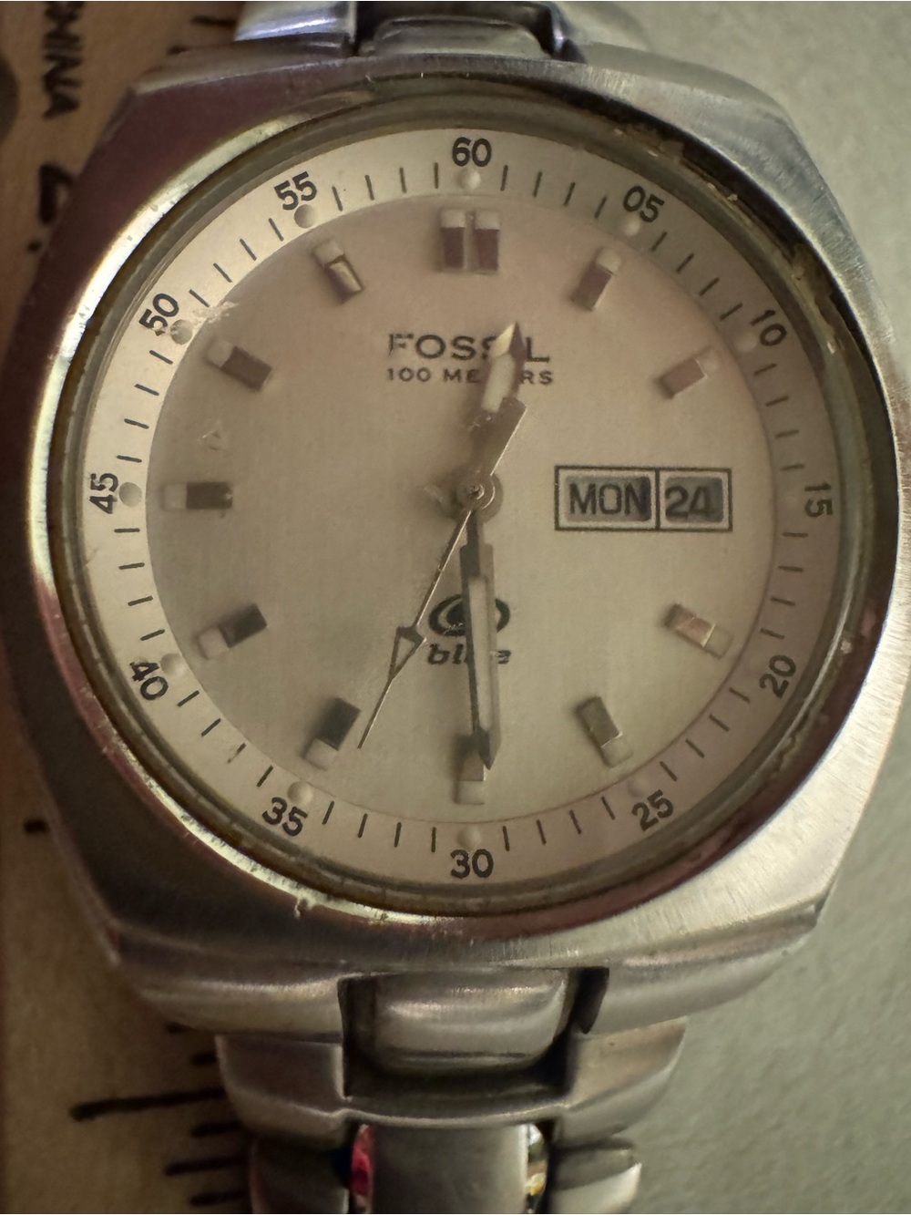 Fossil Silver Stainless Steel Day Date Watch with White Dial - Picture 2 of 13